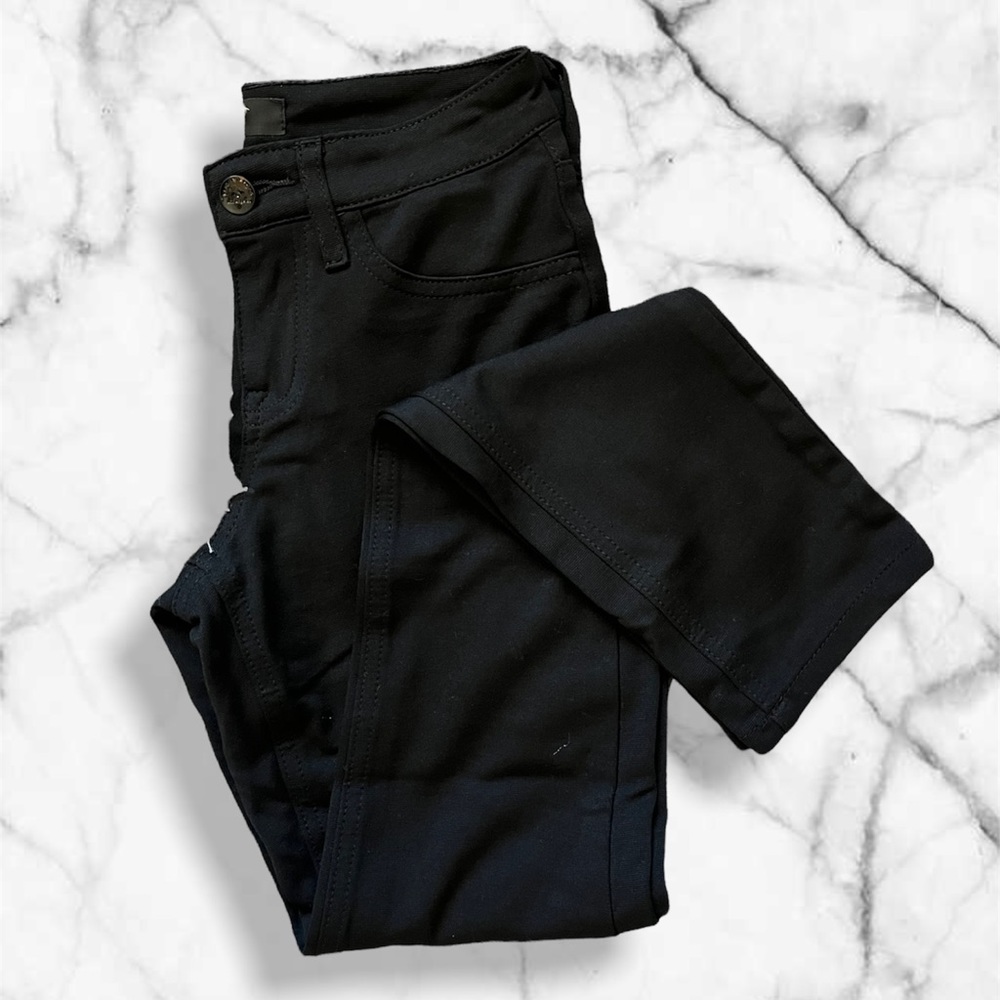 High-Stretch Skinny Jeans / Legging / Jegging (Black)